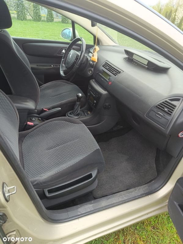 Citroën C4 - 6
