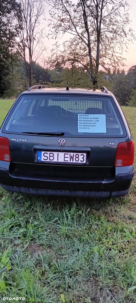 Volkswagen Passat 1.8 - 12