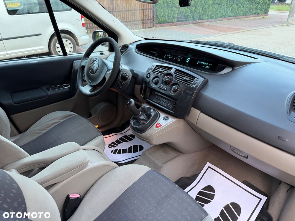 Renault Scenic 1.6 Confort Expression - 27
