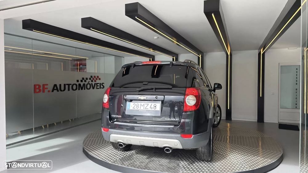 Chevrolet Captiva 2.2 VCDi Seven Xtreme 7L - 16