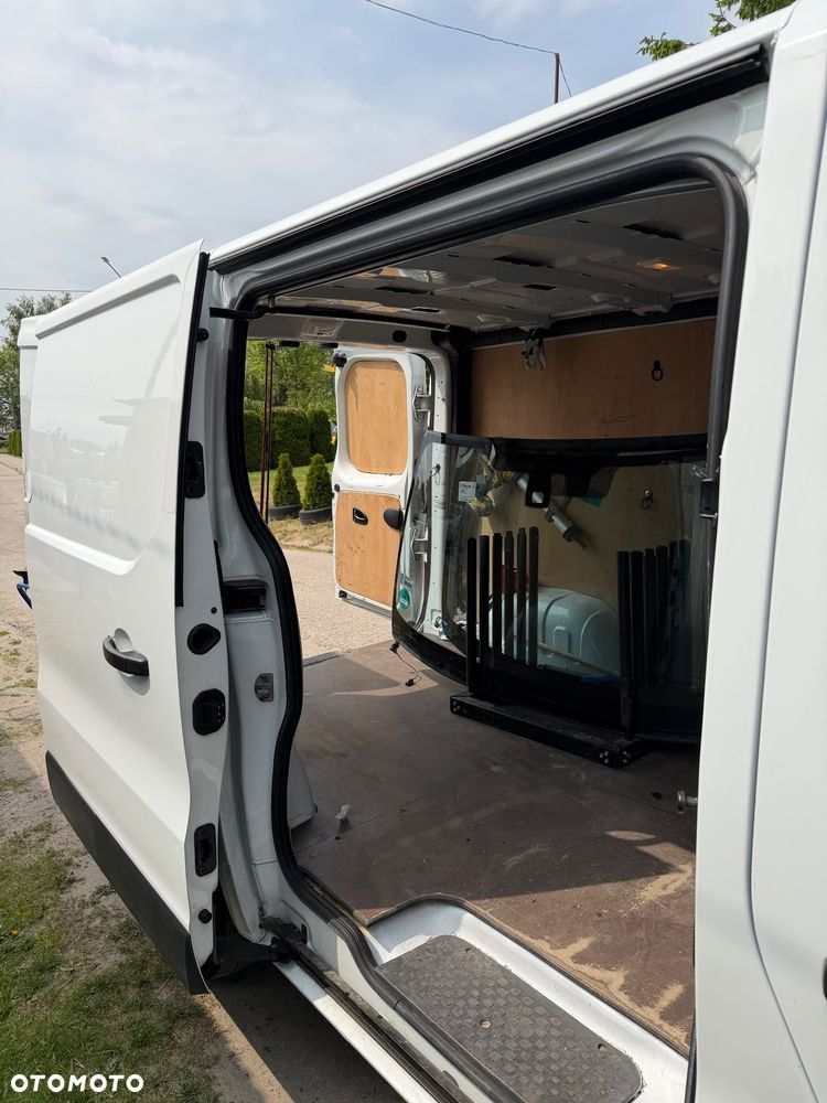 Renault Trafic - 14