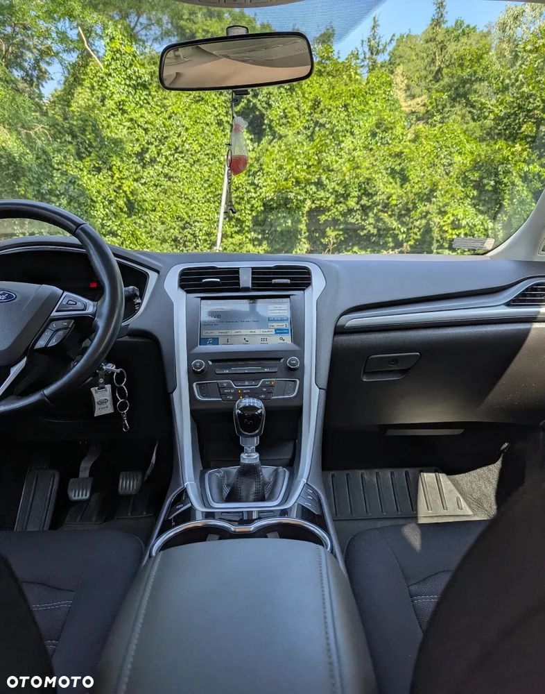 Ford Mondeo 1.5 EcoBoost Trend - 17