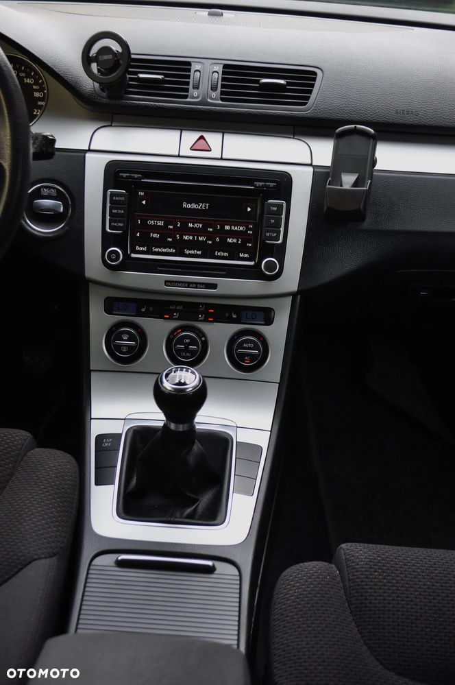 Volkswagen Passat 1.4 TSI Comfortline BlueMotion Technology - 16
