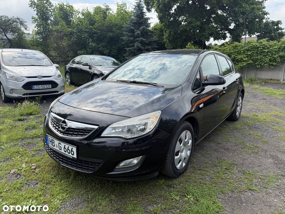Opel Astra - 1