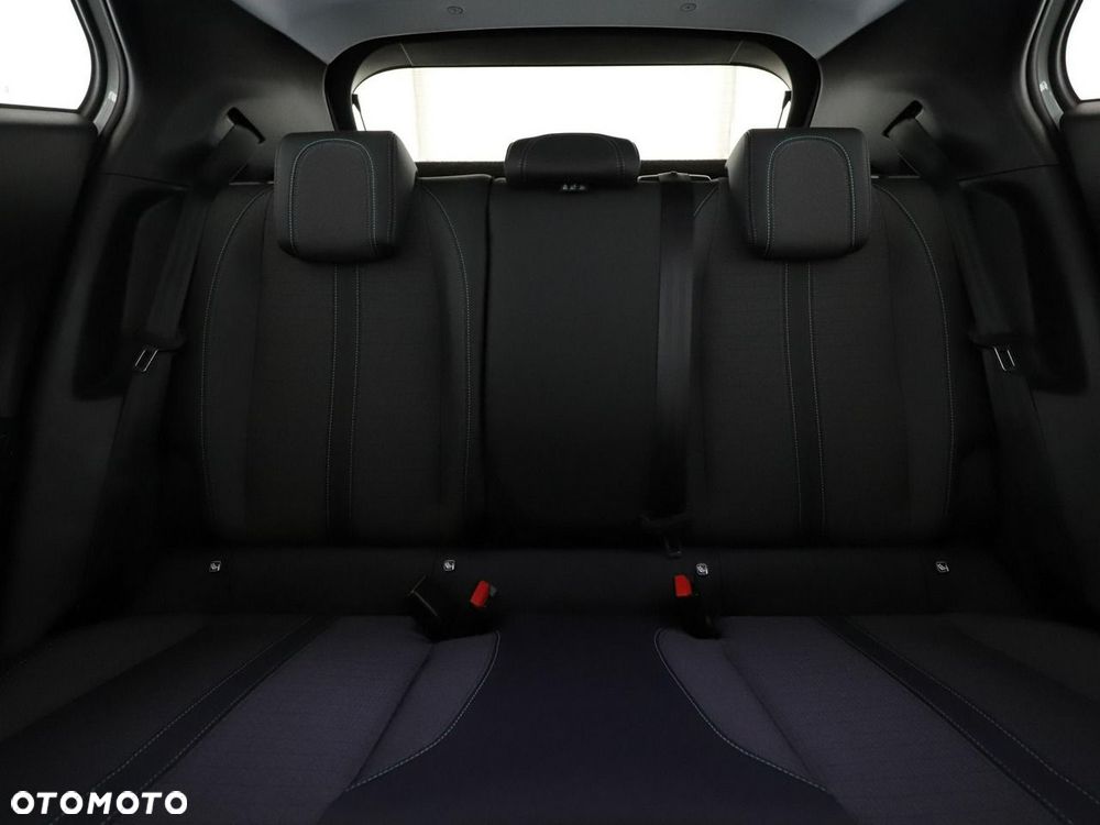 Peugeot 2008 PureTech 130 EAT8 Allure - 19