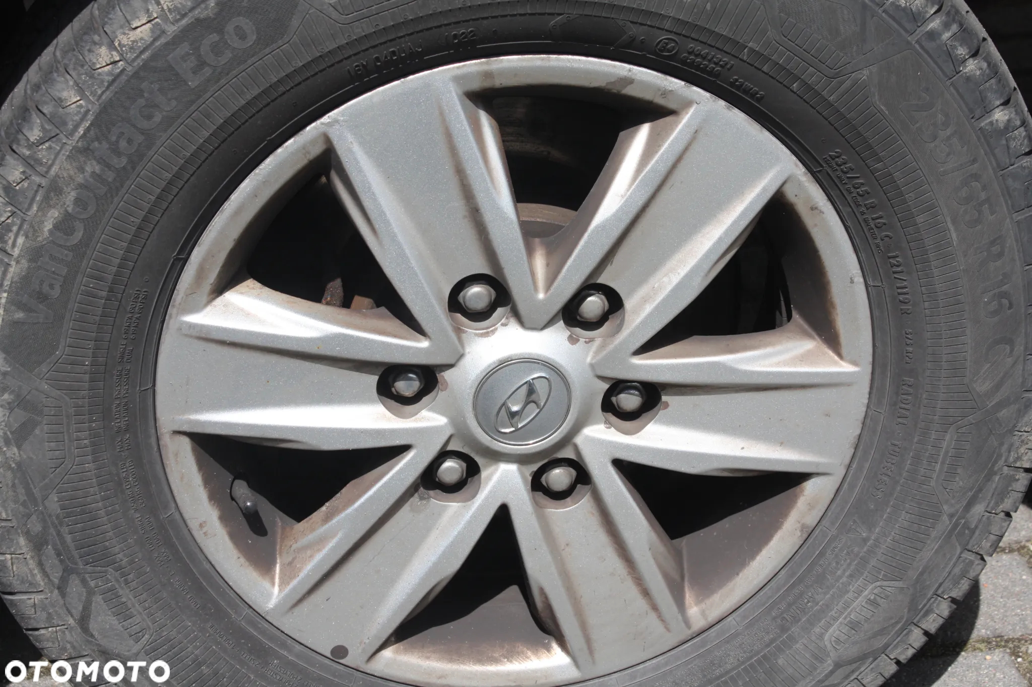 Hyundai H350 - 31