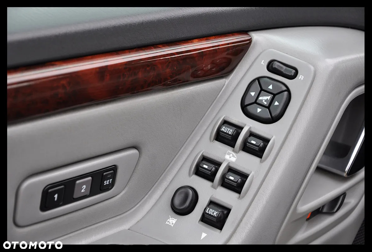 Jeep Grand Cherokee 2.7 CRD Overland - 36