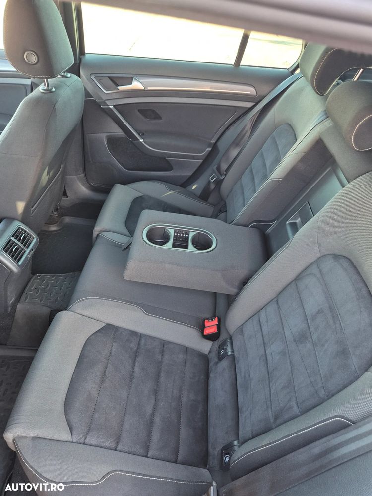 Volkswagen Golf 2.0 TDI (BlueMotion Technology) DSG Highline - 12