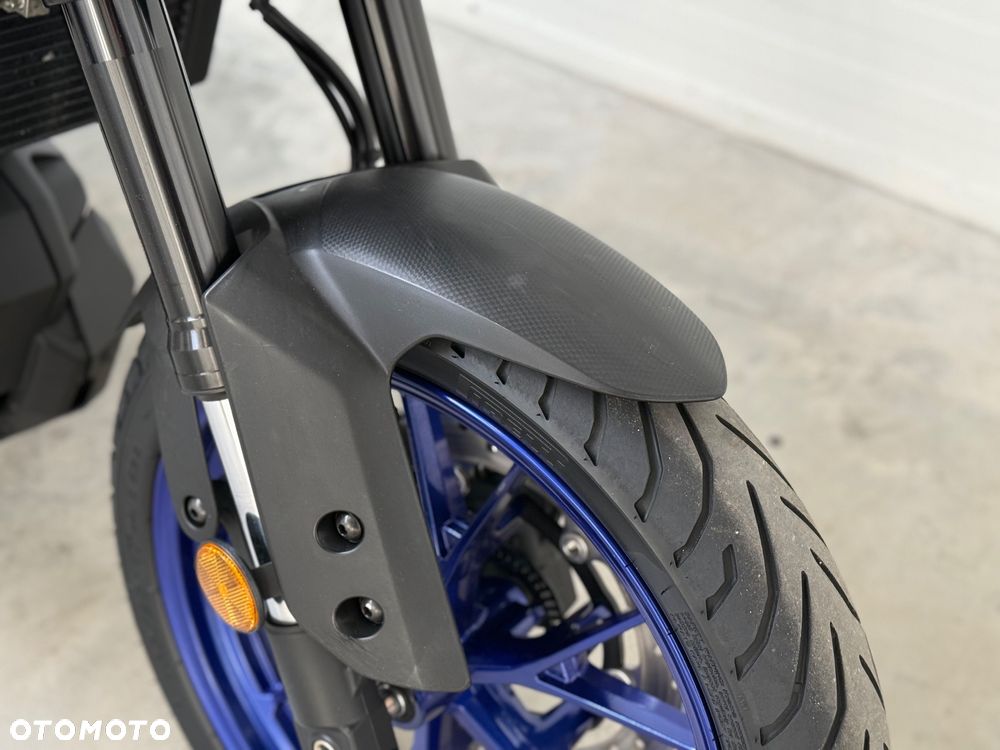 Yamaha MT - 9