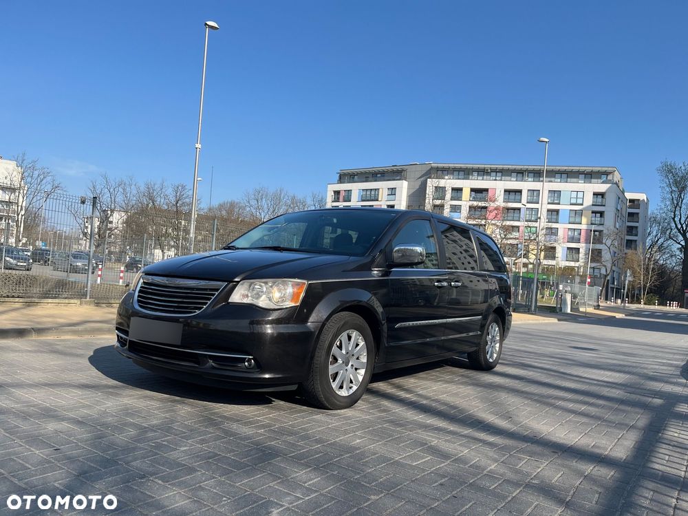 Chrysler Town & Country 3.6 Touring - 1