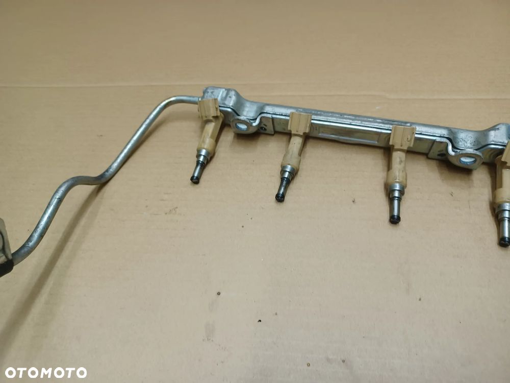 WTRYSKI POMPA TOYOTA RAV4 2.0 B 2325037010 - 3