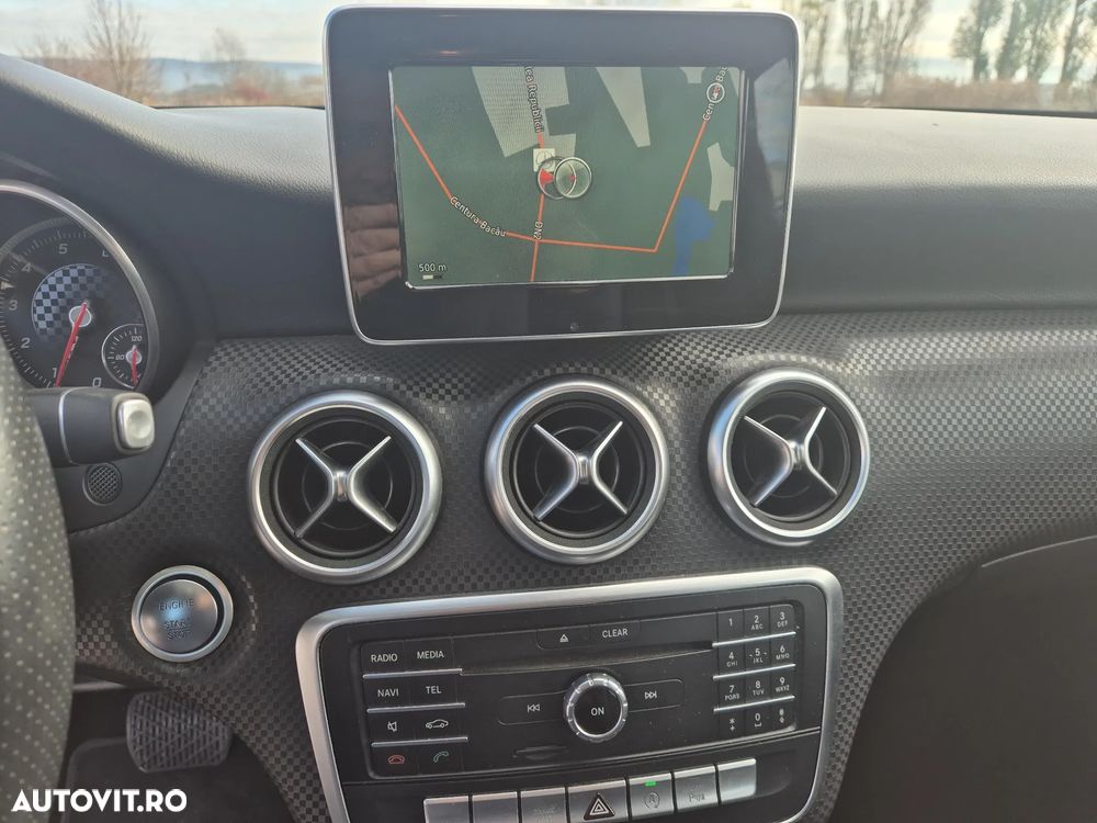 Mercedes-Benz A 180 (BlueEFFICIENCY) 7G-DCT - 13