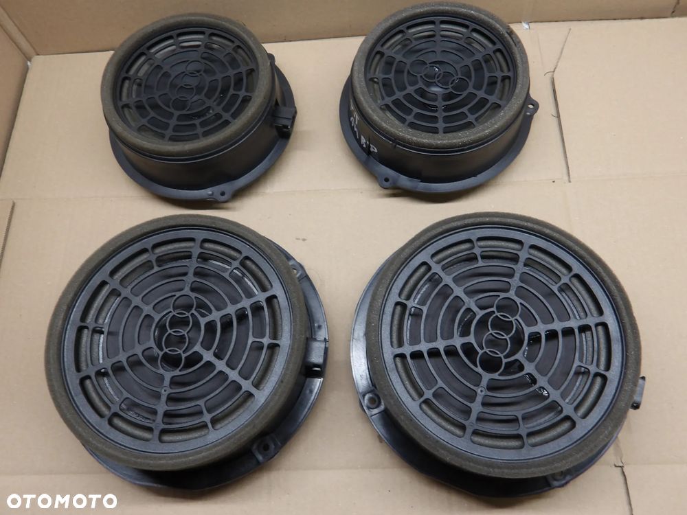 AUDI A4 B8 KOMBI 08-12 3.0TDI GŁOŚNIK TYŁ LEWY PRAWY 8T0035415B - 1