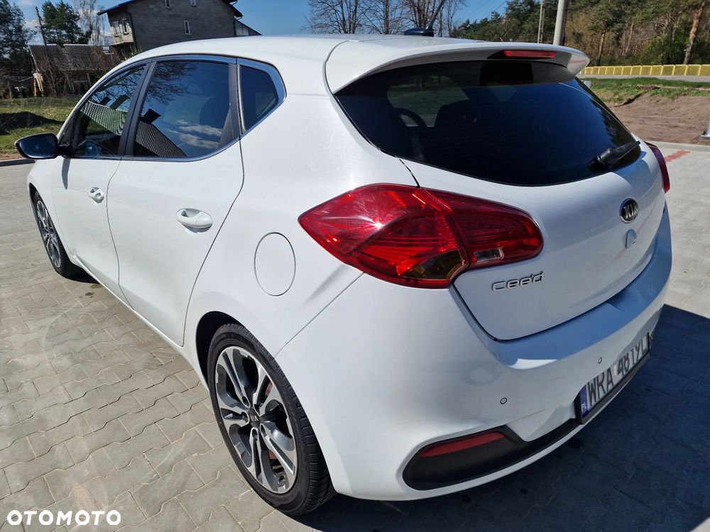 Kia Ceed 1.6 CRDi Business Line - 8