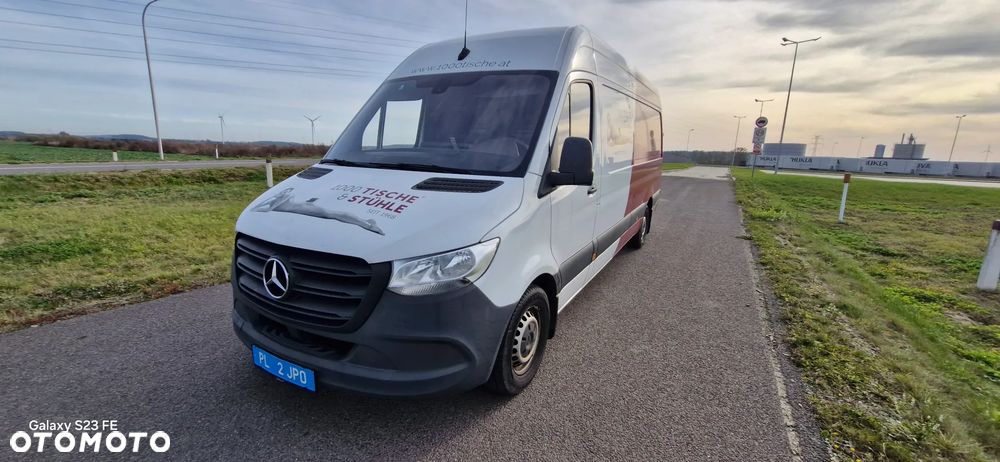 Mercedes-Benz Sprinter - 2
