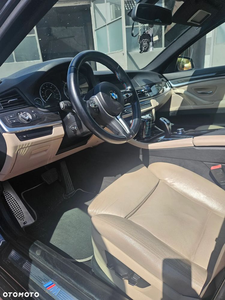 BMW Seria 5 535i - 7