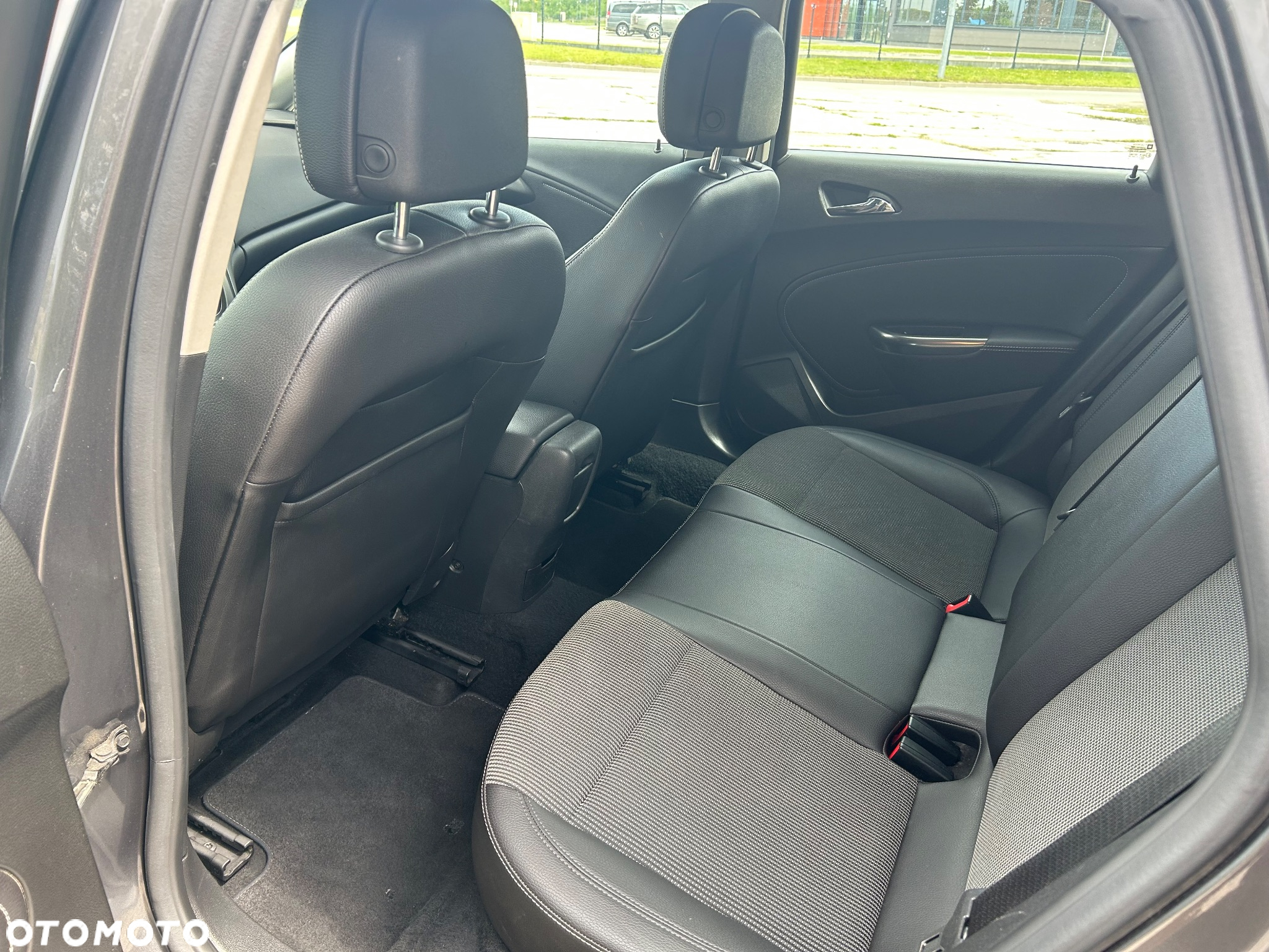 Opel Astra 1.4 Turbo Cosmo - 18