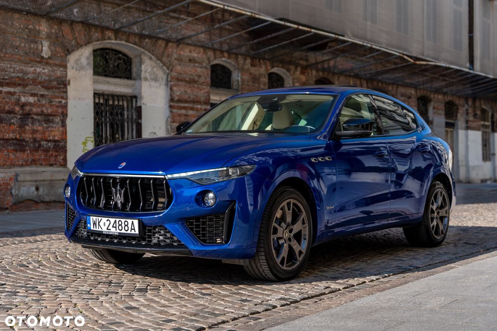 Maserati Levante Q4 GranSport - 11