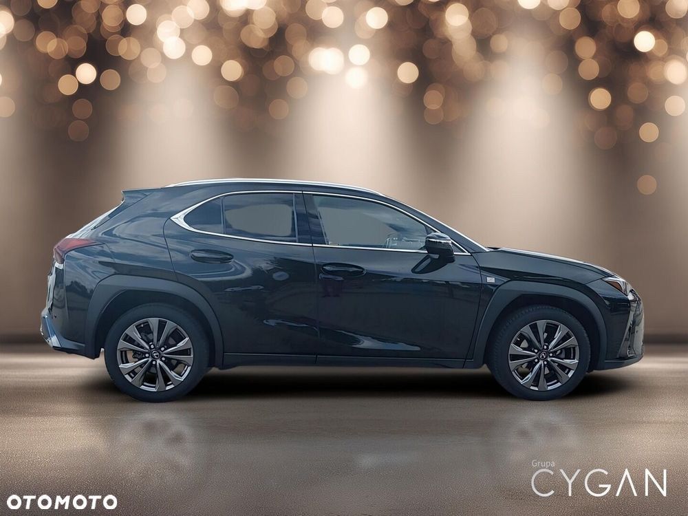 Lexus UX 250h GPF F Sport Design 2WD - 8
