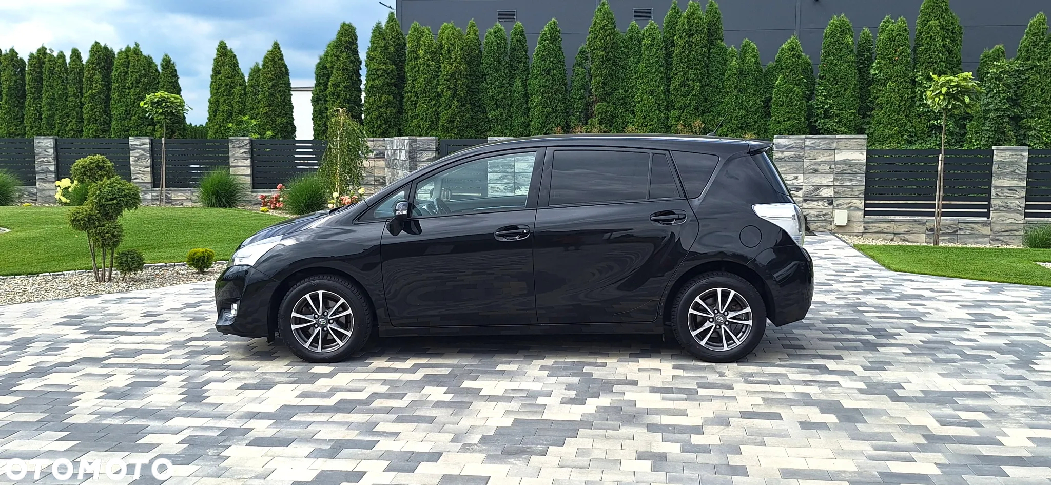 Toyota Verso - 8