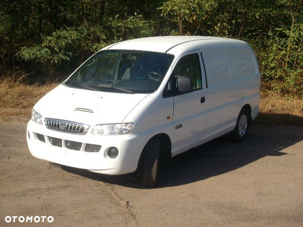 Hyundai h1 h200 h300 satellite 2,5crdi silnik d4cb