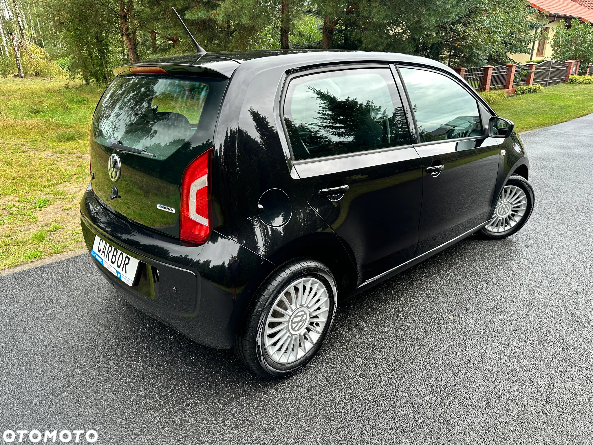Volkswagen up! BlueMotion Technology high - 13