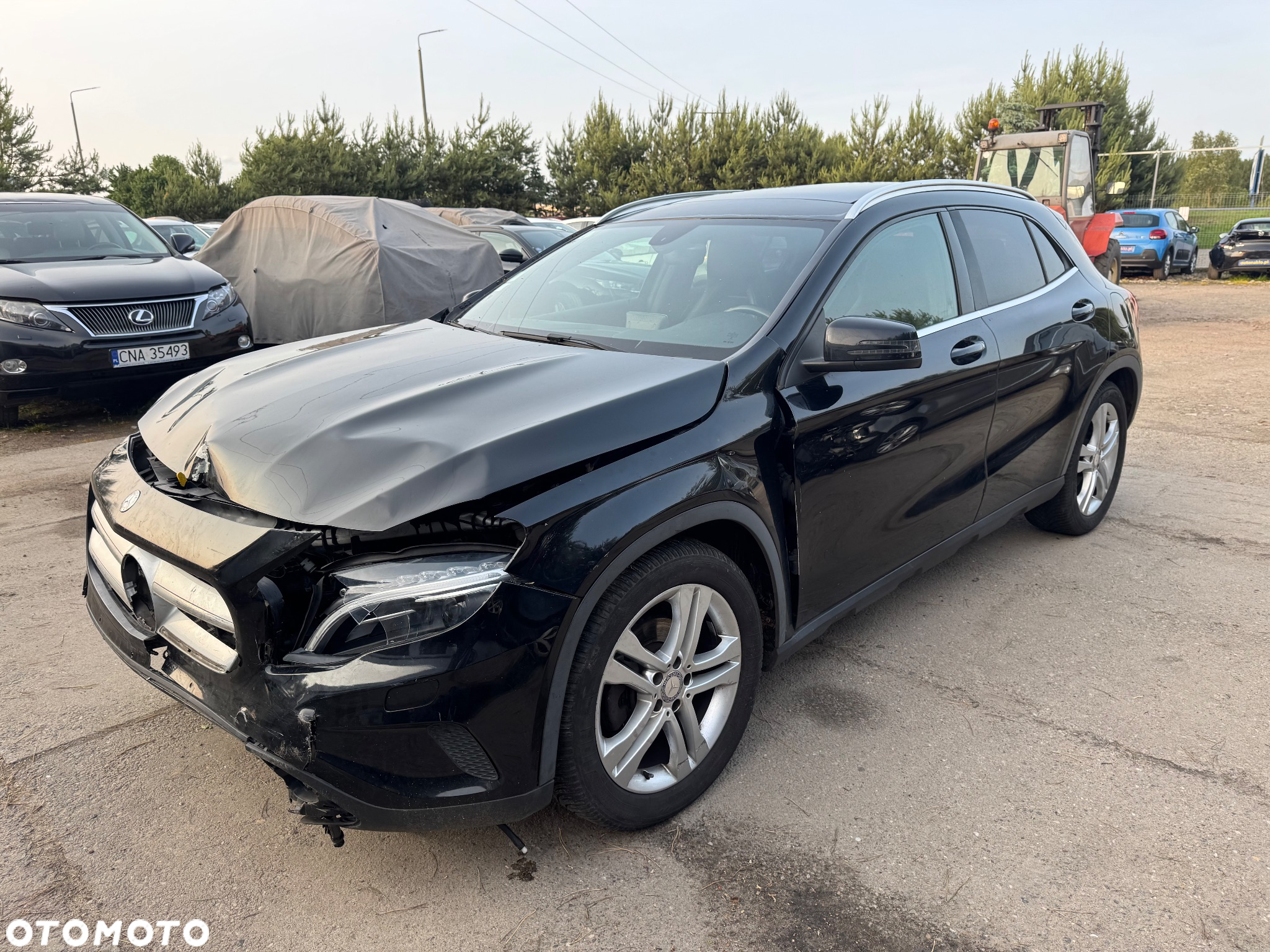 Mercedes-Benz GLA 200 d 4Matic 7G-DCT Activity Edition - 4