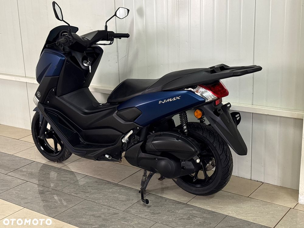 Yamaha NMAX - 7