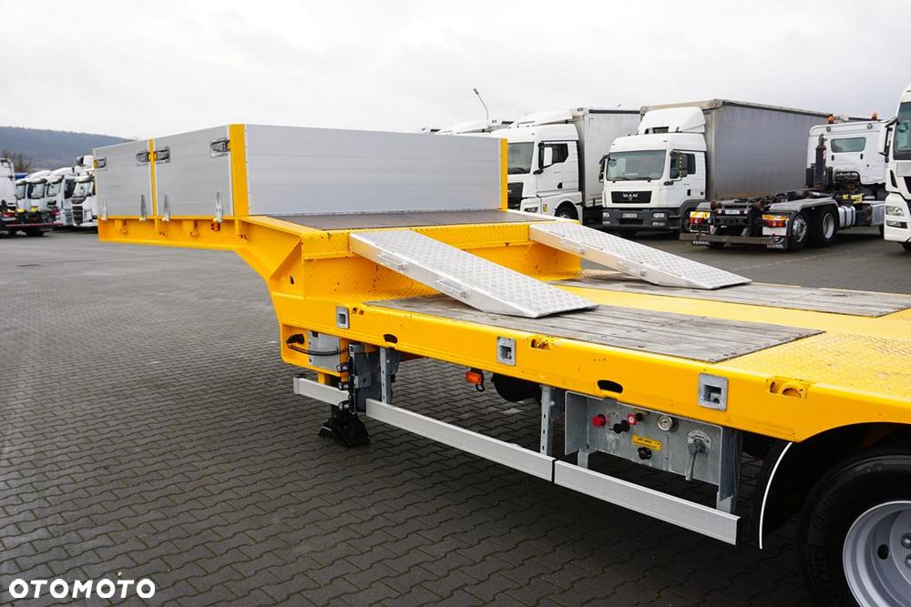Bodex / NISKOPODWOZIOWA / 4 OSIE / NAJAZDY / 2 X OŚ SKRĘTNA / DMC 65 000 KG / JAK NOWA - 16