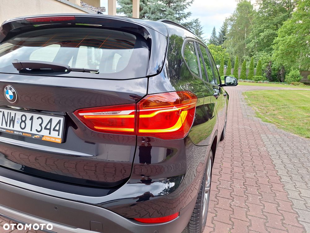 BMW X1 xDrive18d Sport Line - 37