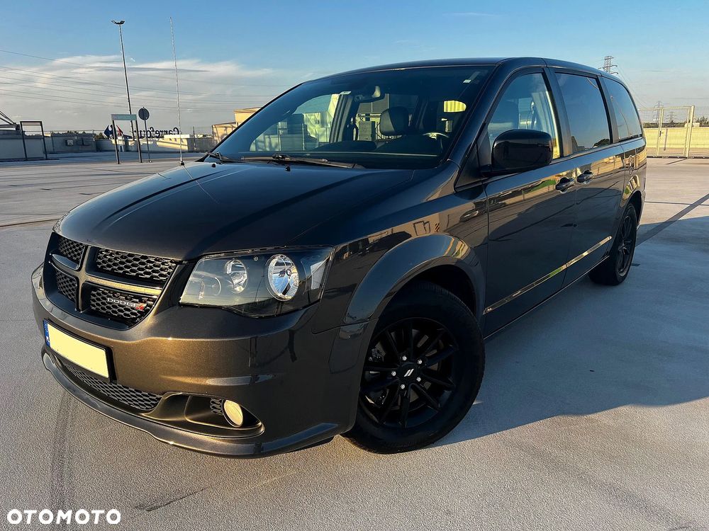 Dodge Grand Caravan - 3