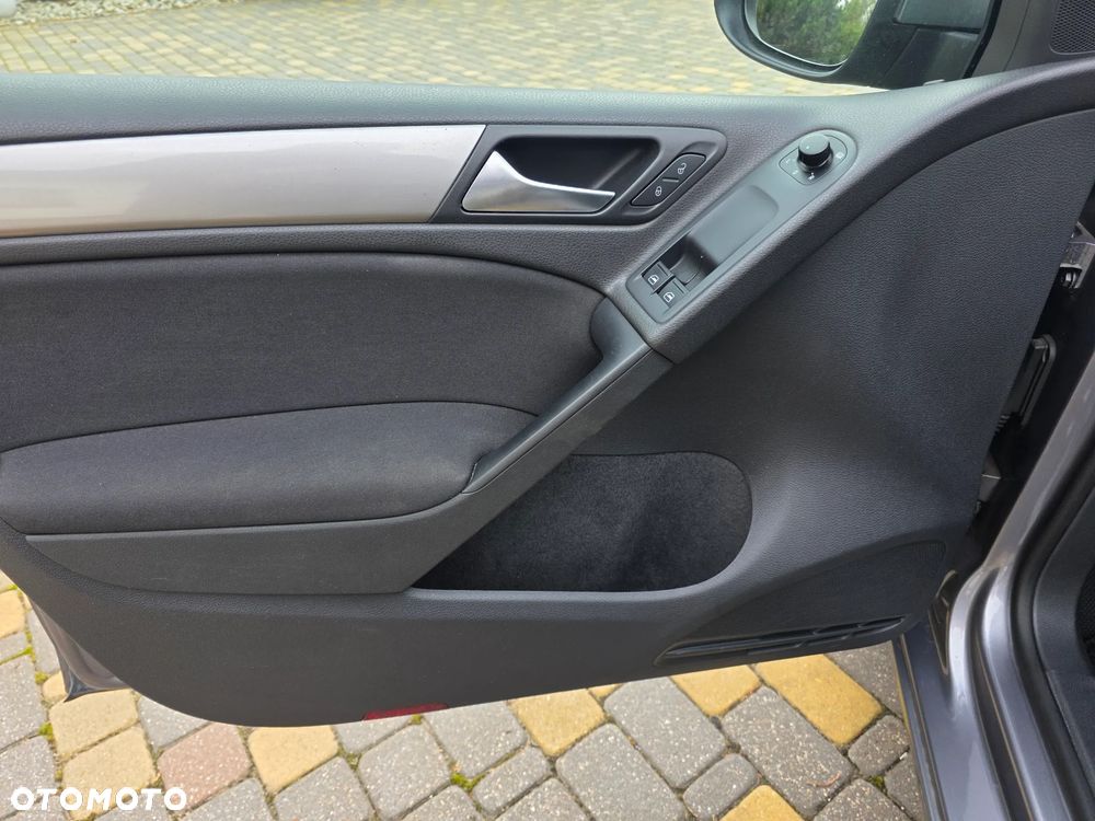 Volkswagen Golf - 9