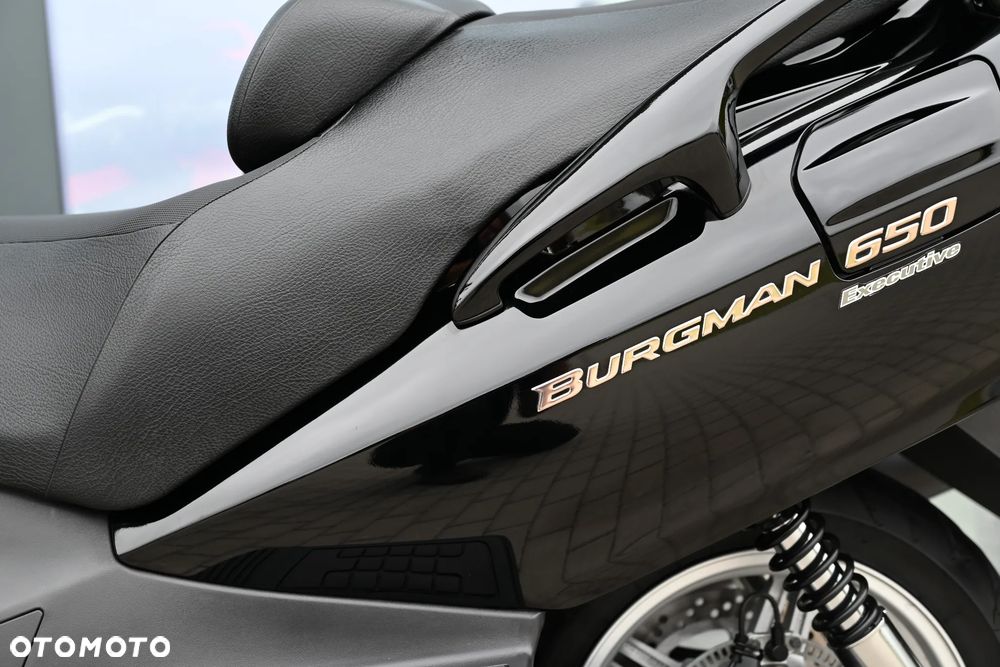 Suzuki Burgman - 22