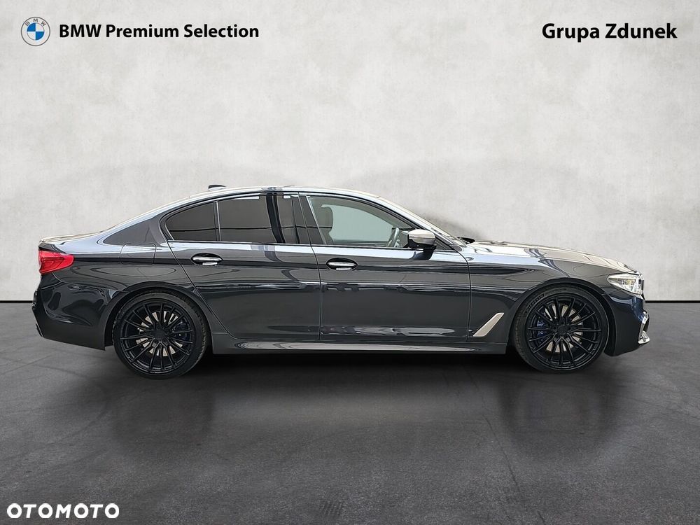 BMW Seria 5 M550i xDrive - 5