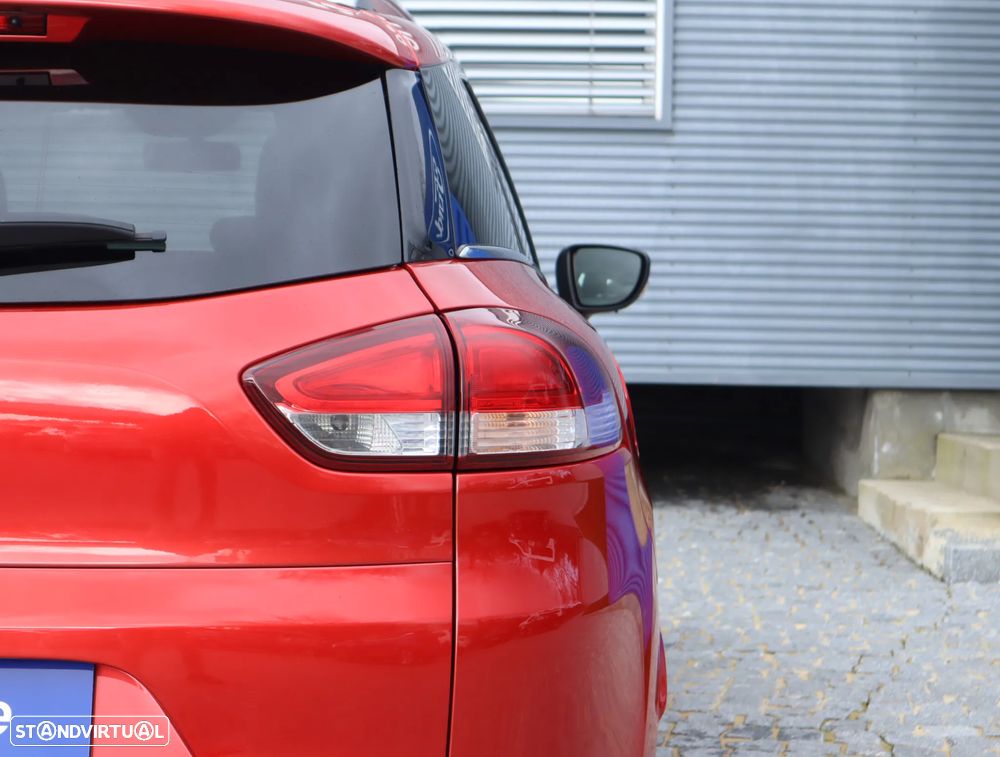 Renault Clio 0.9 TCe Limited Bi-Fuel - 17