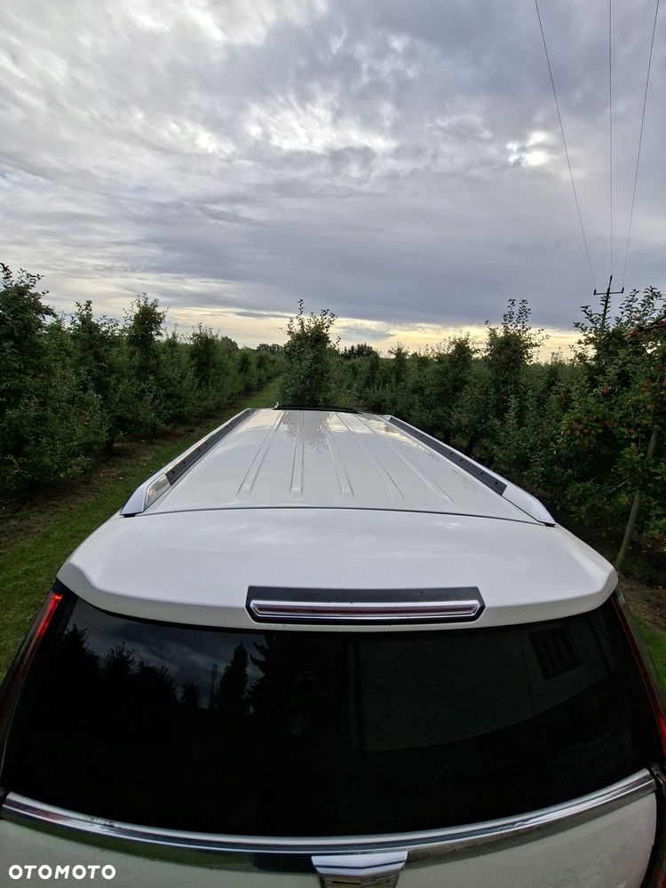 Cadillac Escalade - 6