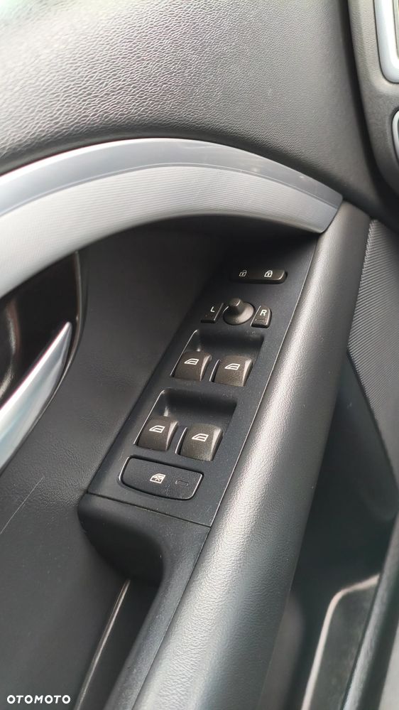 Volvo V70 D2 Momentum - 24