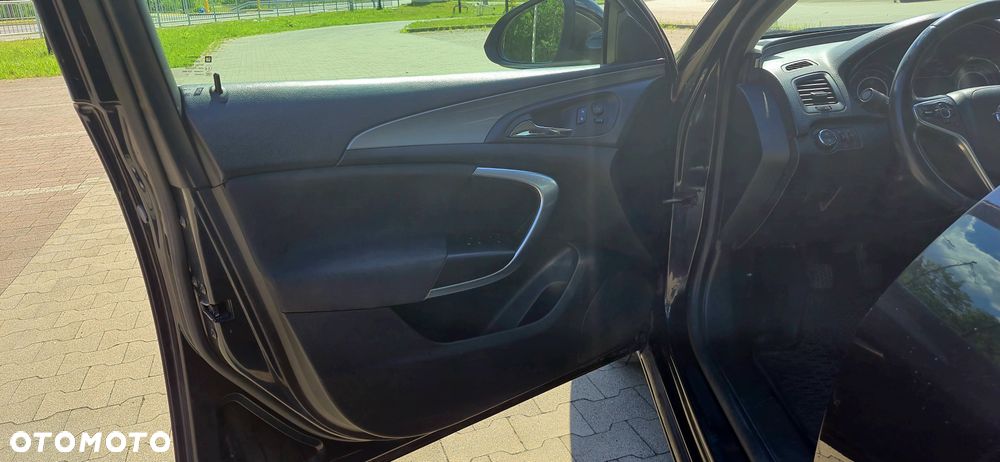 Opel Insignia 2.0 CDTI - 11