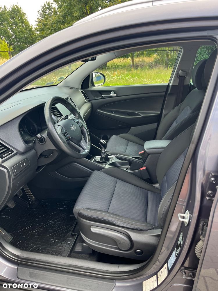 Hyundai Tucson 2.0 CRDI BlueDrive Style 2WD - 6
