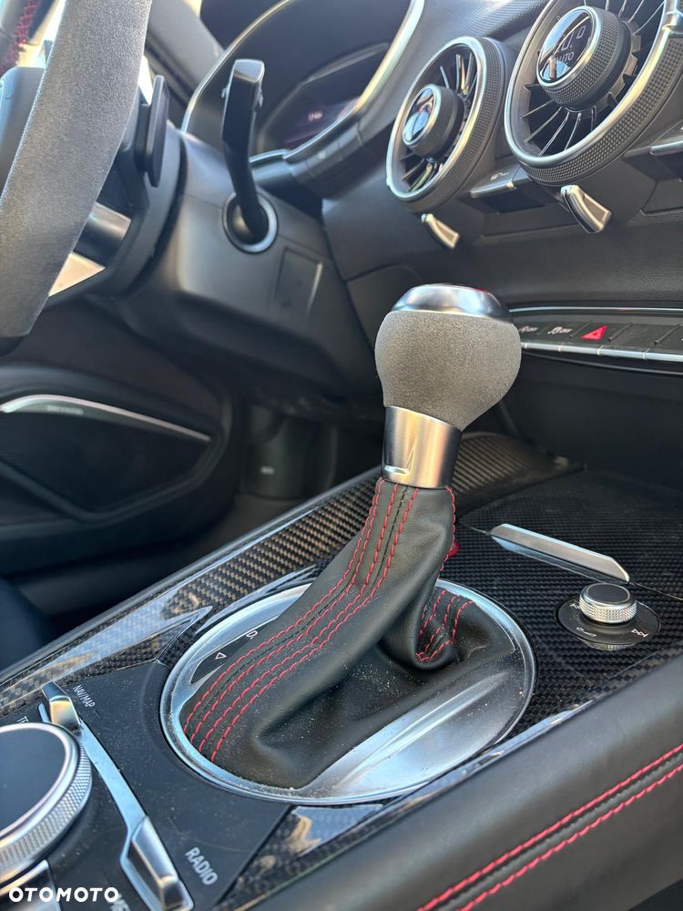 Audi TT S Coupé - 20