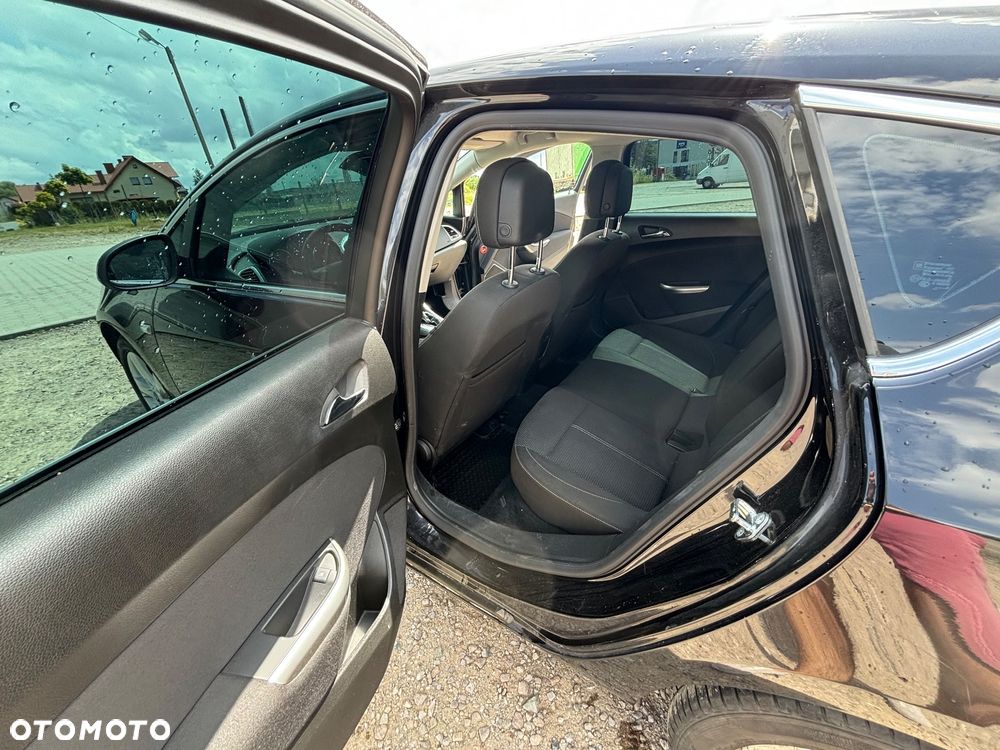 Opel Astra 1.6 T Sport - 23