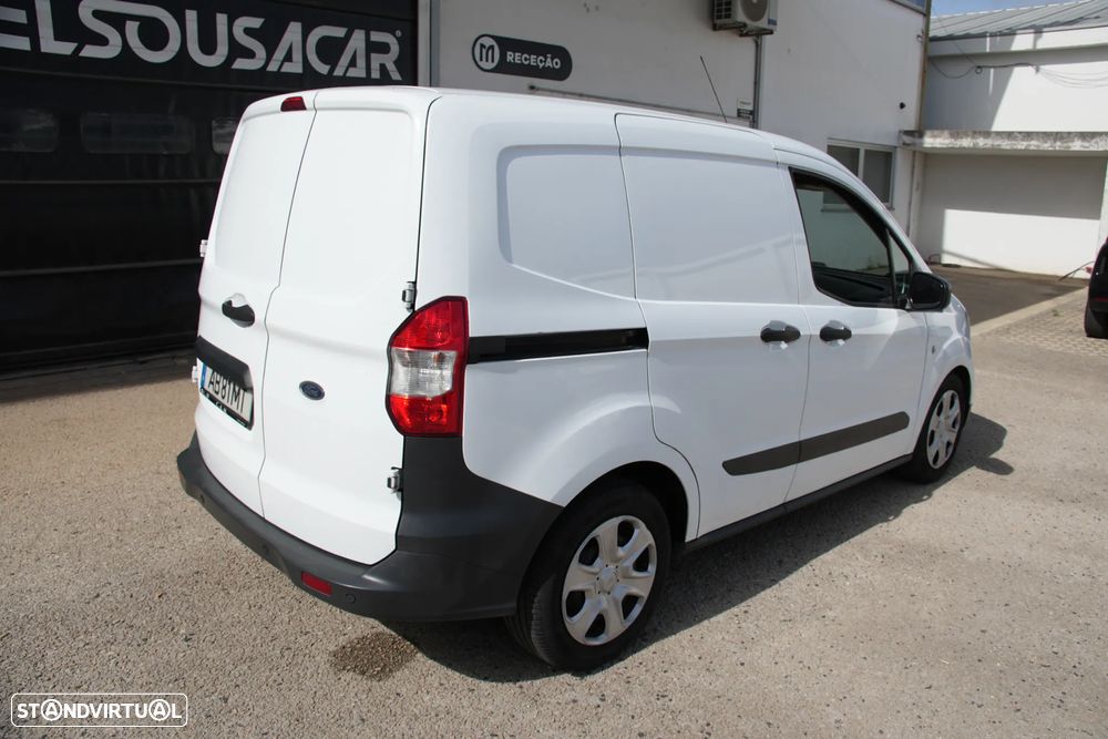 Ford Transit Courier 1.5TDCI - 4