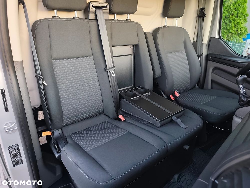 Ford Transit Custom - 19