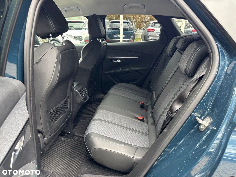 Peugeot 3008 1.2 PureTech Allure Pack S&S EAT8 - 10