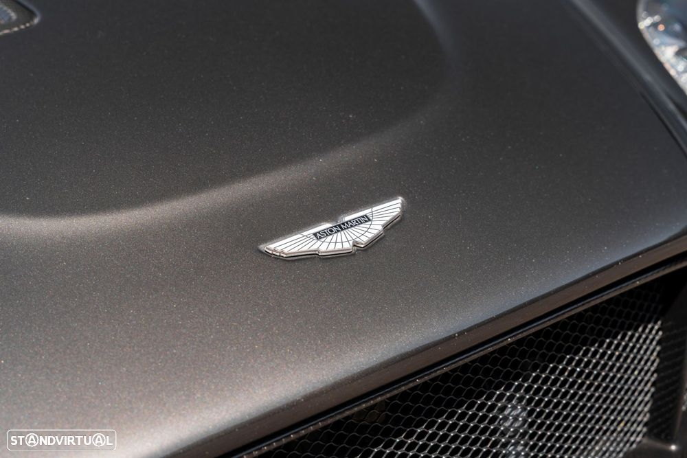 Aston Martin Vantage Roadster V12 S Sportshift 3 - 13