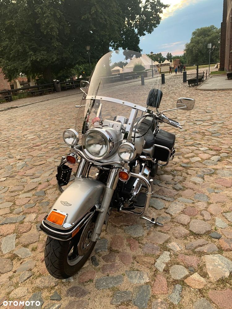 Harley-Davidson Touring Road King - 2