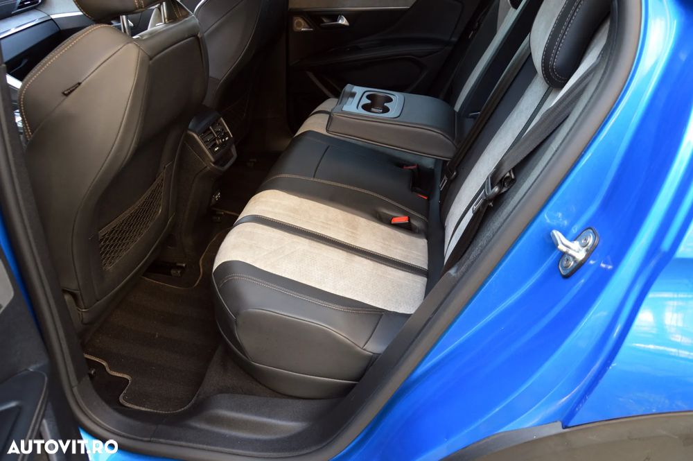 Peugeot 3008 PHEV 300 EAT8 4X4 GT - 9