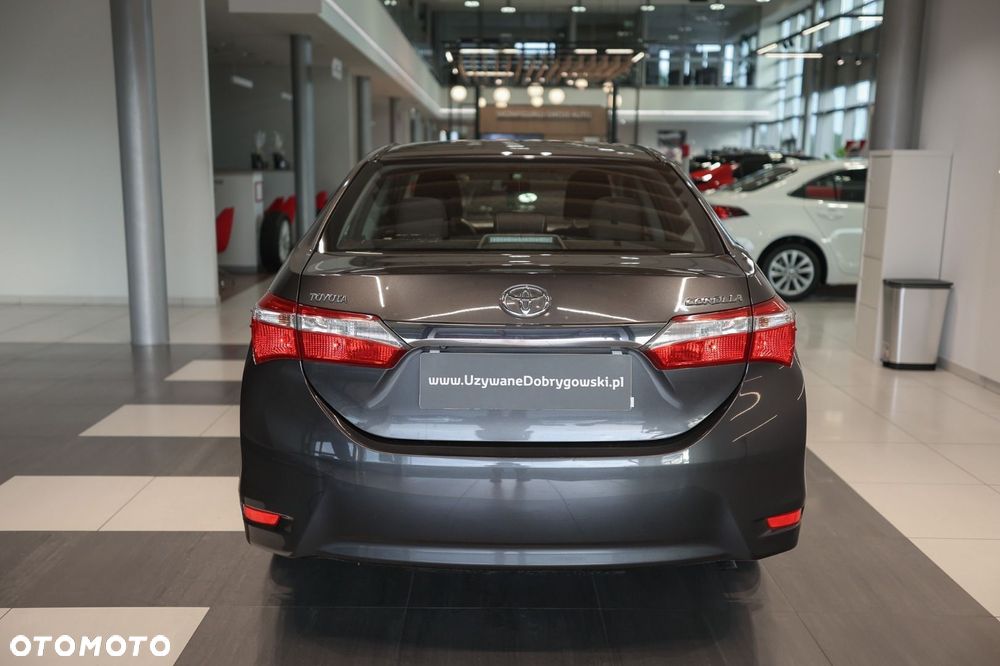 Toyota Corolla - 5