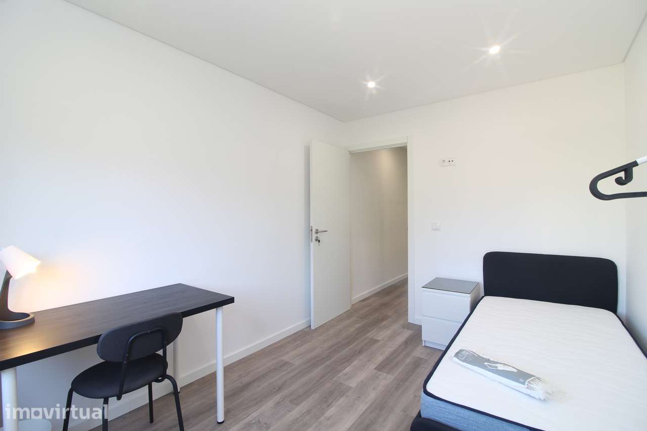 Quarto apenas para MENINAS ESTUDANTES/ESTÁGIO - Grande imagem: 2/12