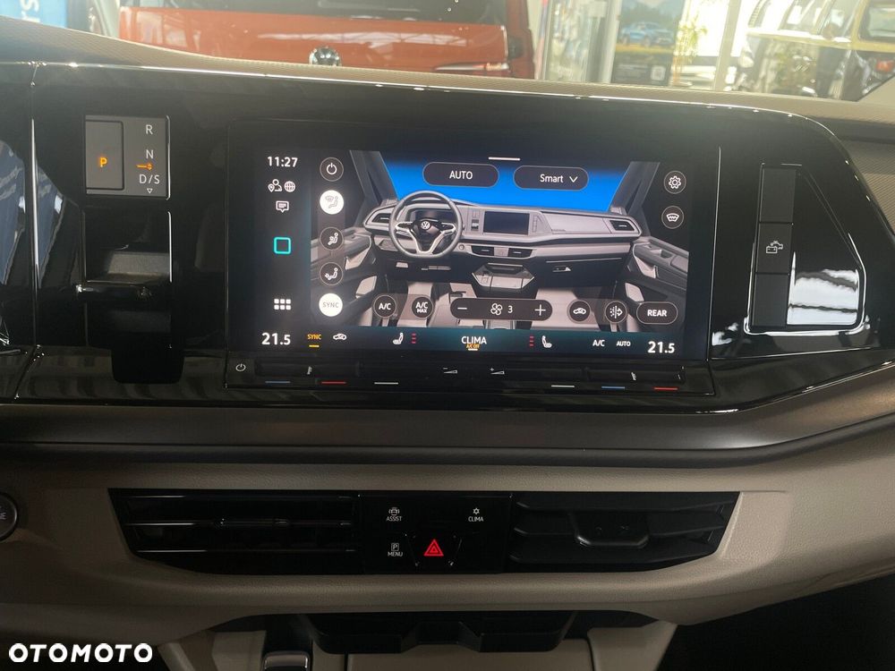 Volkswagen california Nowa California Beach silnik: 2,0 l TDI SCR 150 KM / skrzynia biegów: 7-biegowa DSG rozstaw osi: 3124 mm - 12